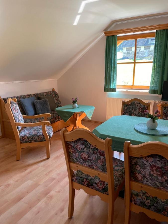 Ferienhaus Alpenblick Krakauschatten ภายนอก รูปภาพ